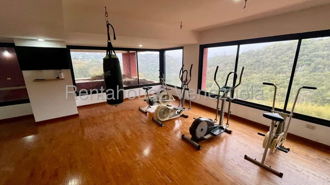 Apartamento (1 Nivel) en Alquiler en Parque Oripoto, Distrito Metropolitano - 8