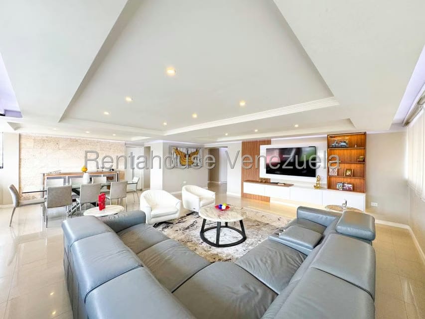 Apartamento (1 Nivel) en Venta en Cumbres de Curumo, Distrito Metropolitano - 14