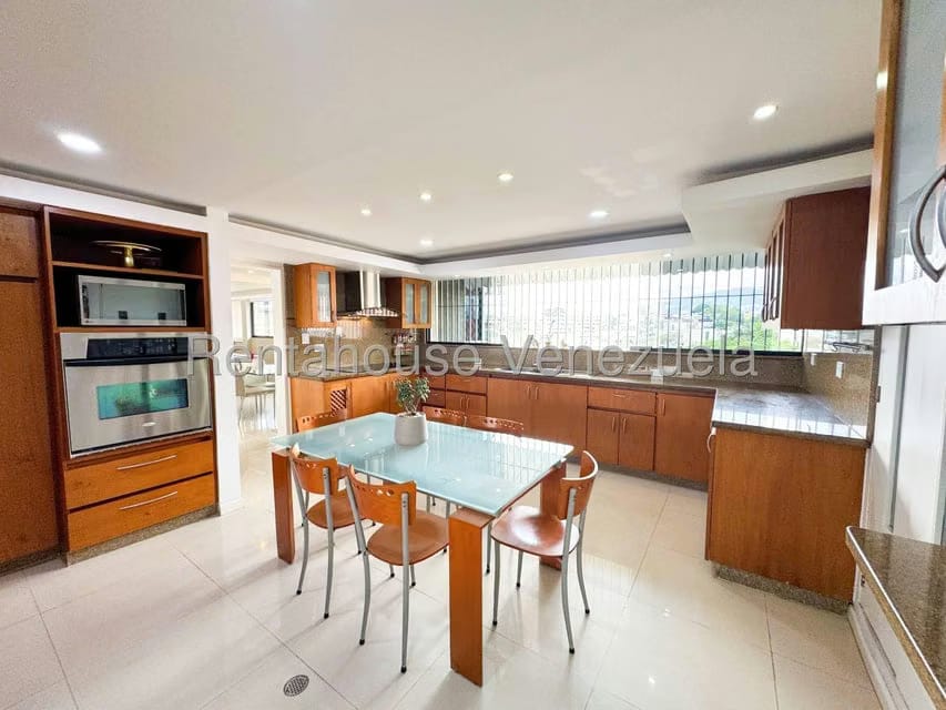 Apartamento (1 Nivel) en Venta en Cumbres de Curumo, Distrito Metropolitano - 16