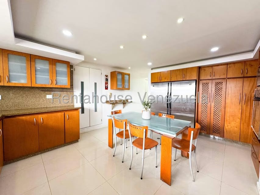 Apartamento (1 Nivel) en Venta en Cumbres de Curumo, Distrito Metropolitano - 20