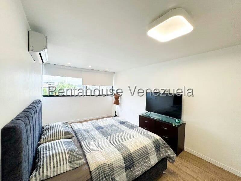 Apartamento (1 Nivel) en Venta en Cumbres de Curumo, Distrito Metropolitano - 38
