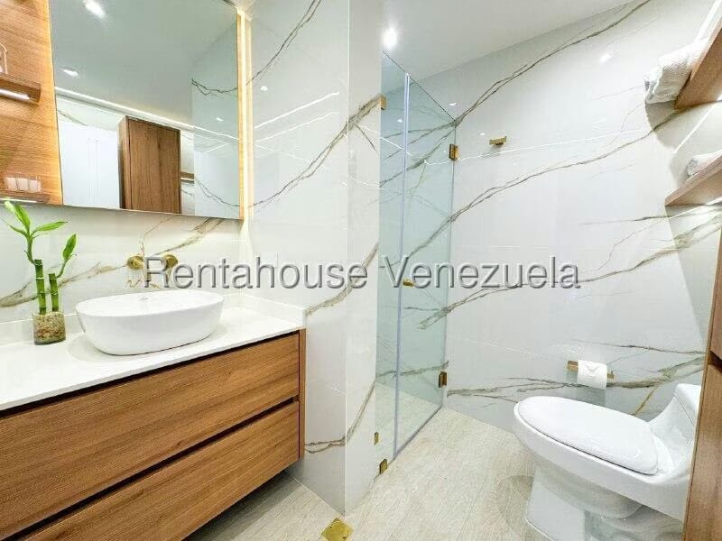 Apartamento (1 Nivel) en Venta en Cumbres de Curumo, Distrito Metropolitano - 39