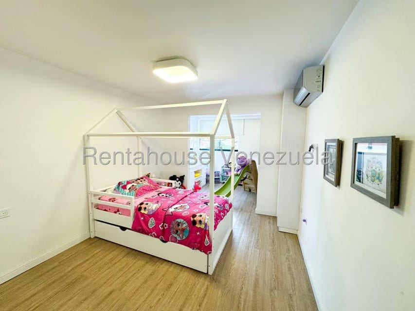 Apartamento (1 Nivel) en Venta en Cumbres de Curumo, Distrito Metropolitano - 41