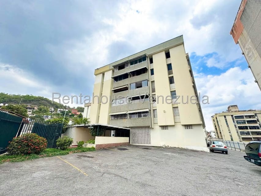 Apartamento (1 Nivel) en Venta en Cumbres de Curumo, Distrito Metropolitano - 50