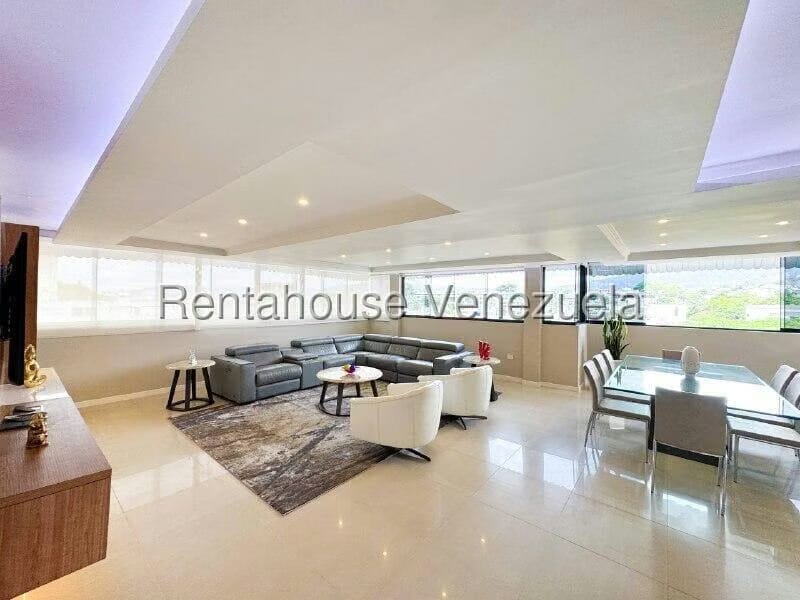 Apartamento (1 Nivel) en Venta en Cumbres de Curumo, Distrito Metropolitano - 7