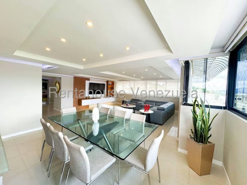 Apartamento (1 Nivel) en Venta en Cumbres de Curumo, Distrito Metropolitano - 10