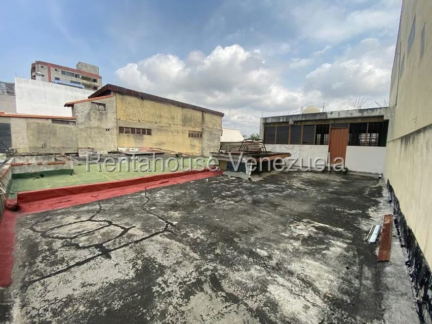 Comercial (Local Comercial) en Venta en Centro, Lara - 33