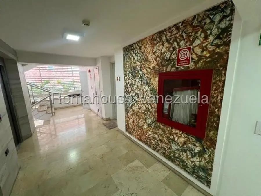 Apartamento en Alquiler en los naranjos de las mercedes Caracas - 17