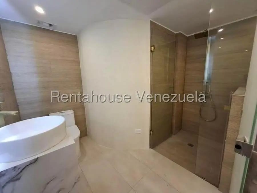 Apartamento en Alquiler en colinas de bello monte Caracas - 12