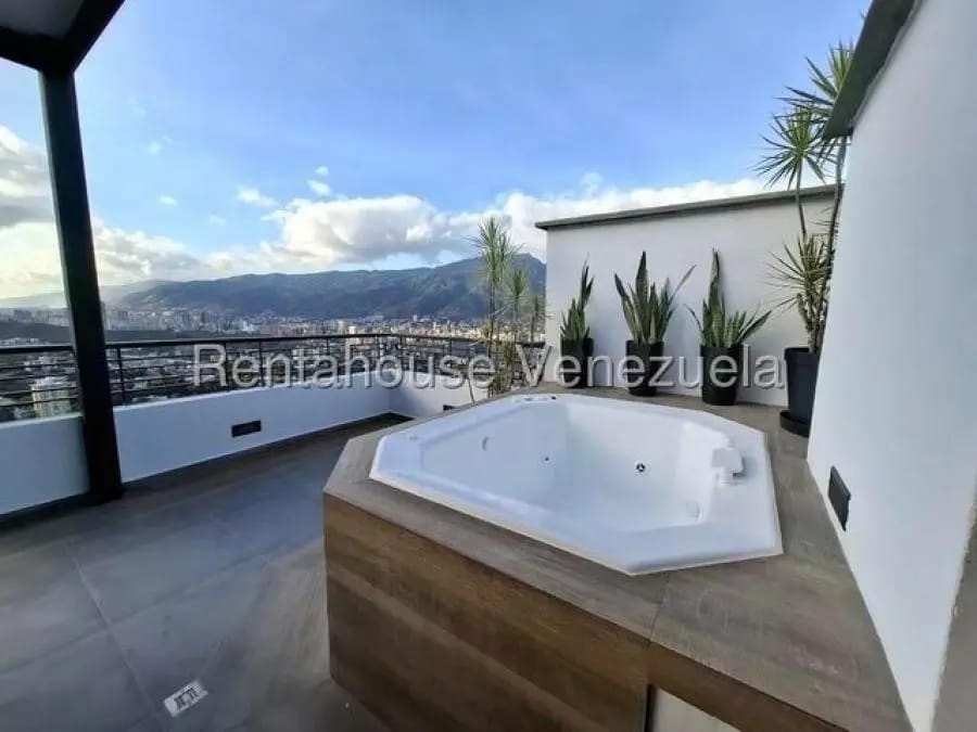 Apartamento en Alquiler en colinas de bello monte Caracas - 8