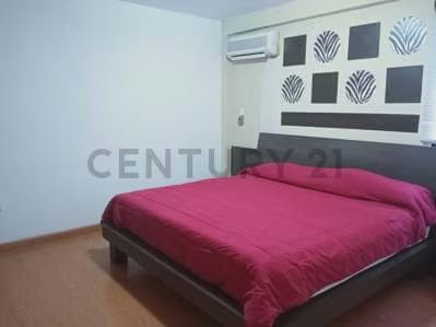 Amplia Casa, con fines residencial y comercial. - 6