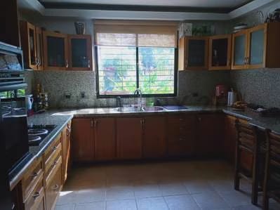 Amplia Casa, con fines residencial y comercial. - 7