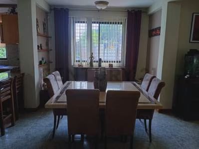 Amplia Casa, con fines residencial y comercial. - 8