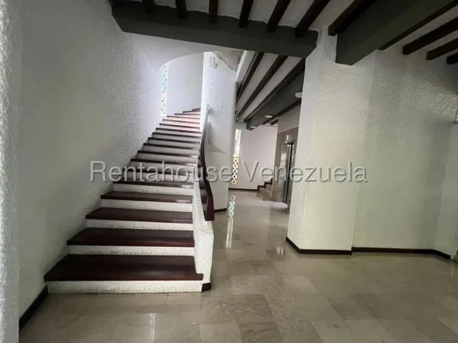 Apartamento en Venta en Colinas de la Colifornia Caracas - 10