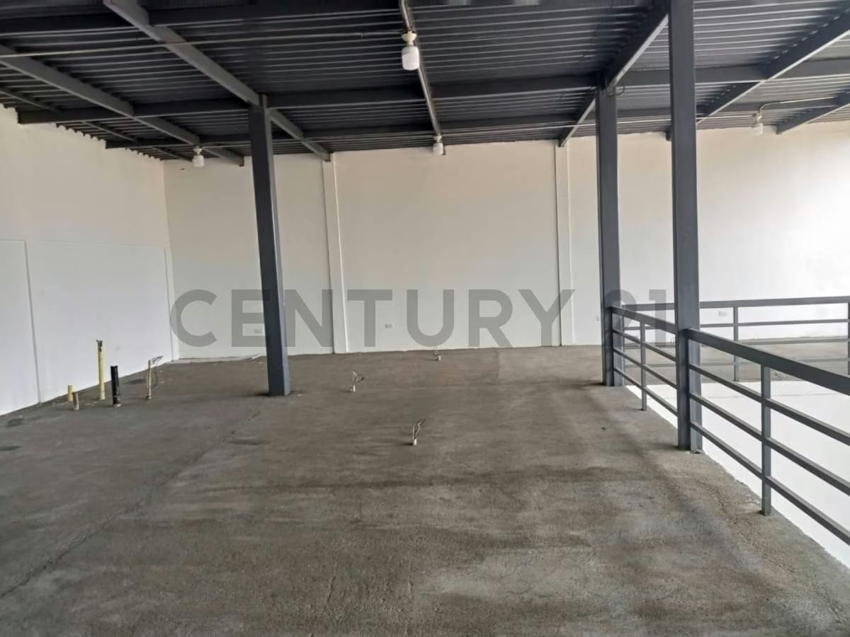 El Local y Galpón ideal que buscas - 8