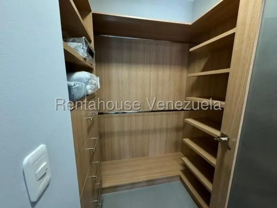 Apartamento en Alquiler en campo alegre Caracas - 12