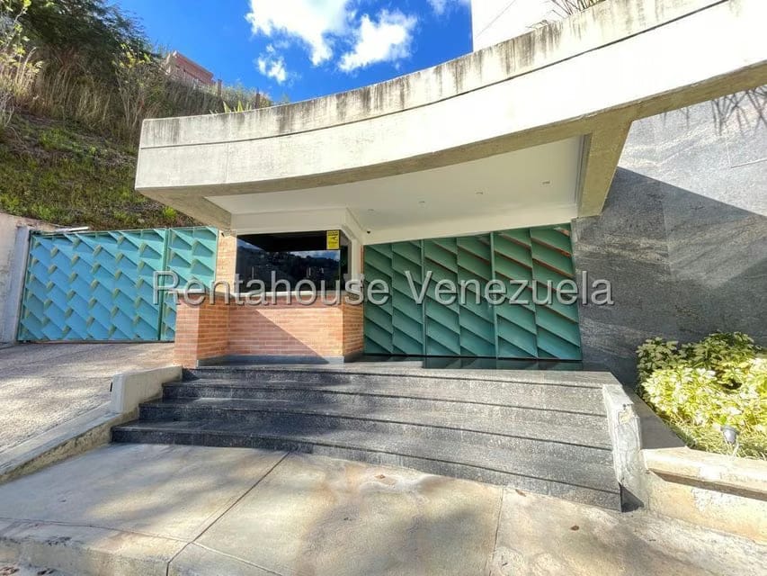 Apartamento (1 Nivel) en Venta en Lomas del Sol, Distrito Metropolitano - 2