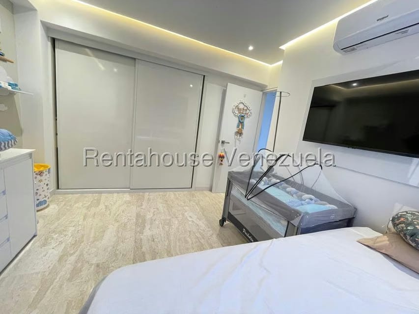 Apartamento (1 Nivel) en Venta en Lomas del Sol, Distrito Metropolitano - 40