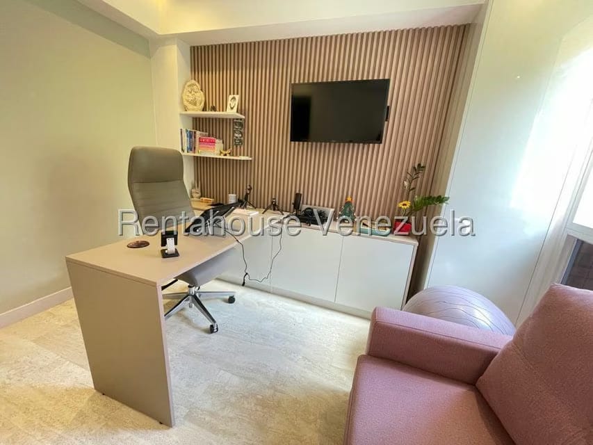 Apartamento (1 Nivel) en Venta en Lomas del Sol, Distrito Metropolitano - 55