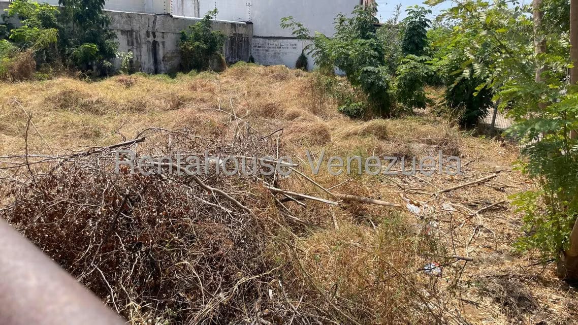 Terreno (Comercial) en Venta en La Trinidad, Zulia - 4