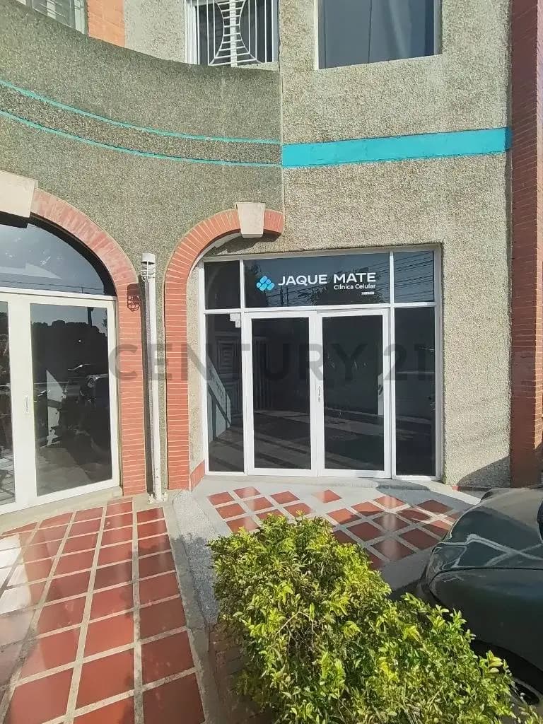 Local comercial en alquiler avenida principal de Lechería - 3