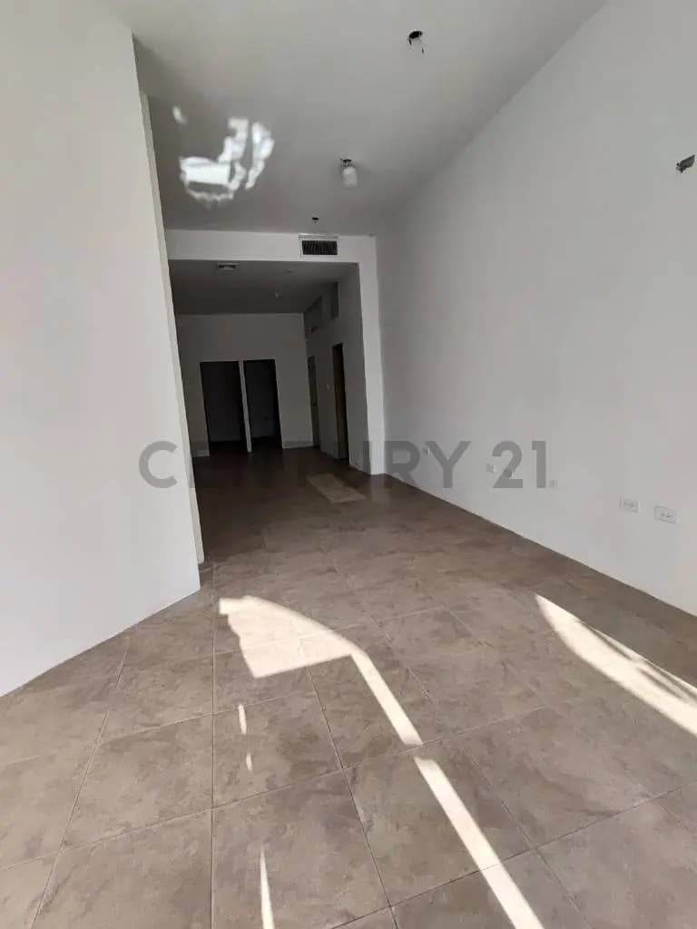 Local comercial en alquiler avenida principal de Lechería - 7