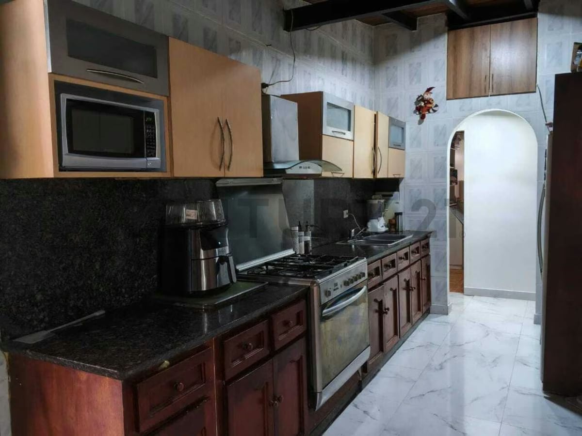 Urb. Bosque Verde Guatire Casa en Venta - 4