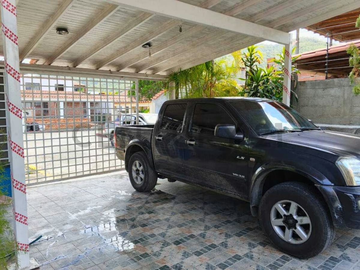 Urb. Bosque Verde Guatire Casa en Venta - 9