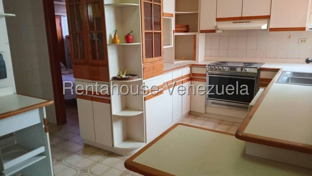 Apartamento (Multiples Niveles) en Venta en Tierra Negra, Zulia - 12