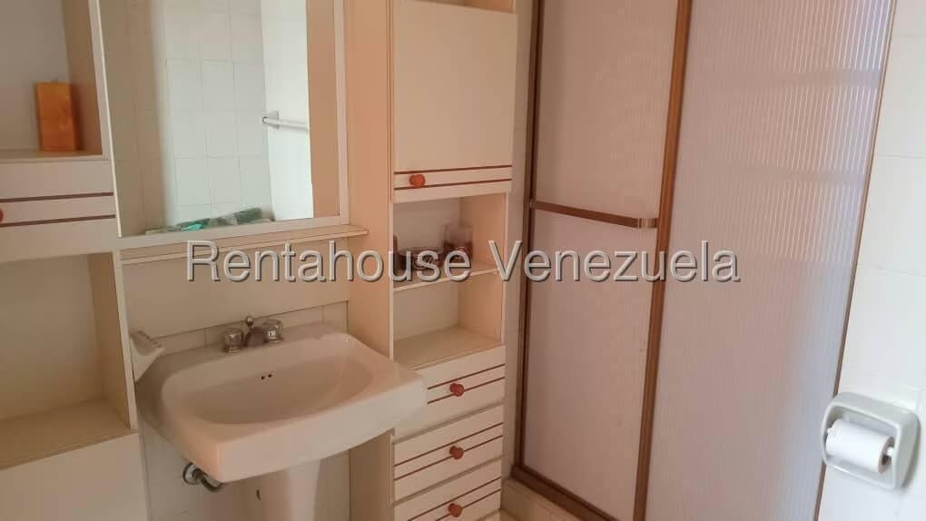 Apartamento (Multiples Niveles) en Venta en Tierra Negra, Zulia - 17