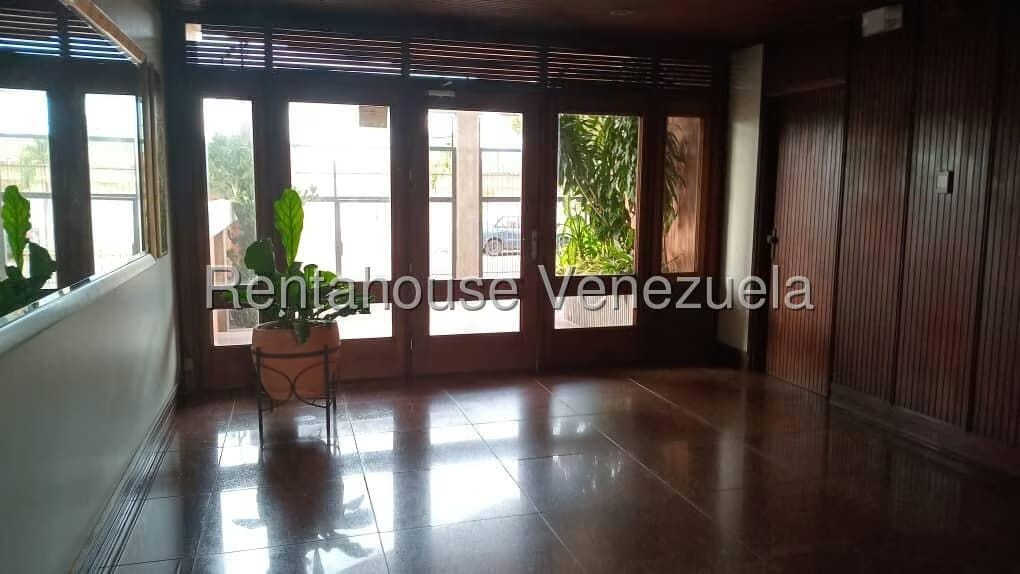 Apartamento (Multiples Niveles) en Venta en Tierra Negra, Zulia - 3