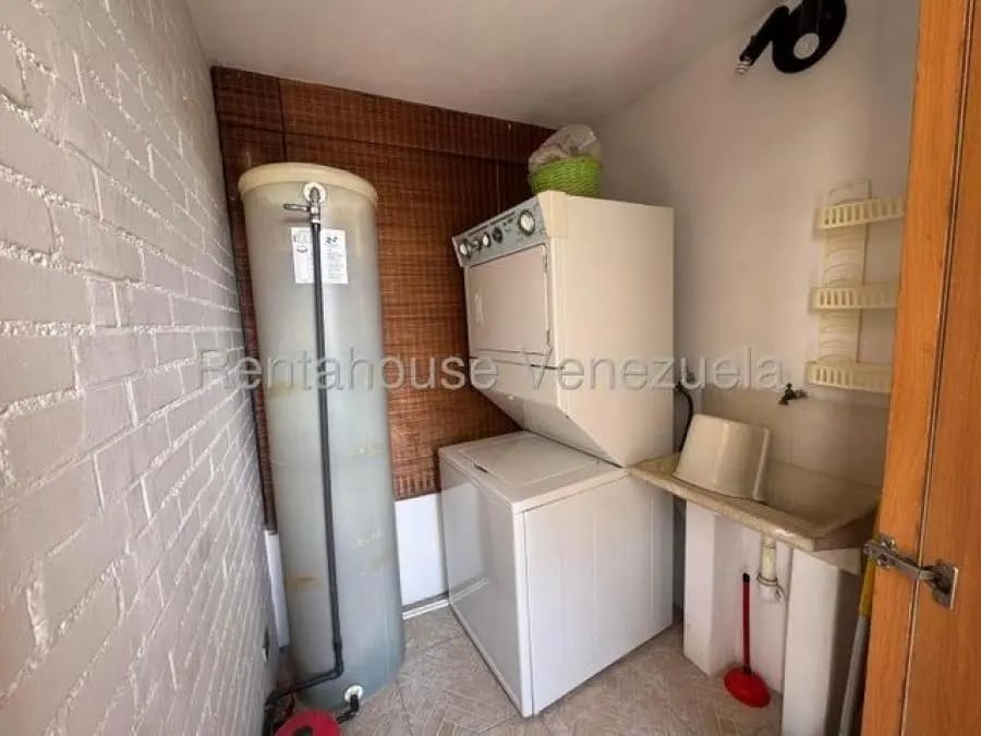 Apartamento en Alquiler en prado humboldt Caracas - 4