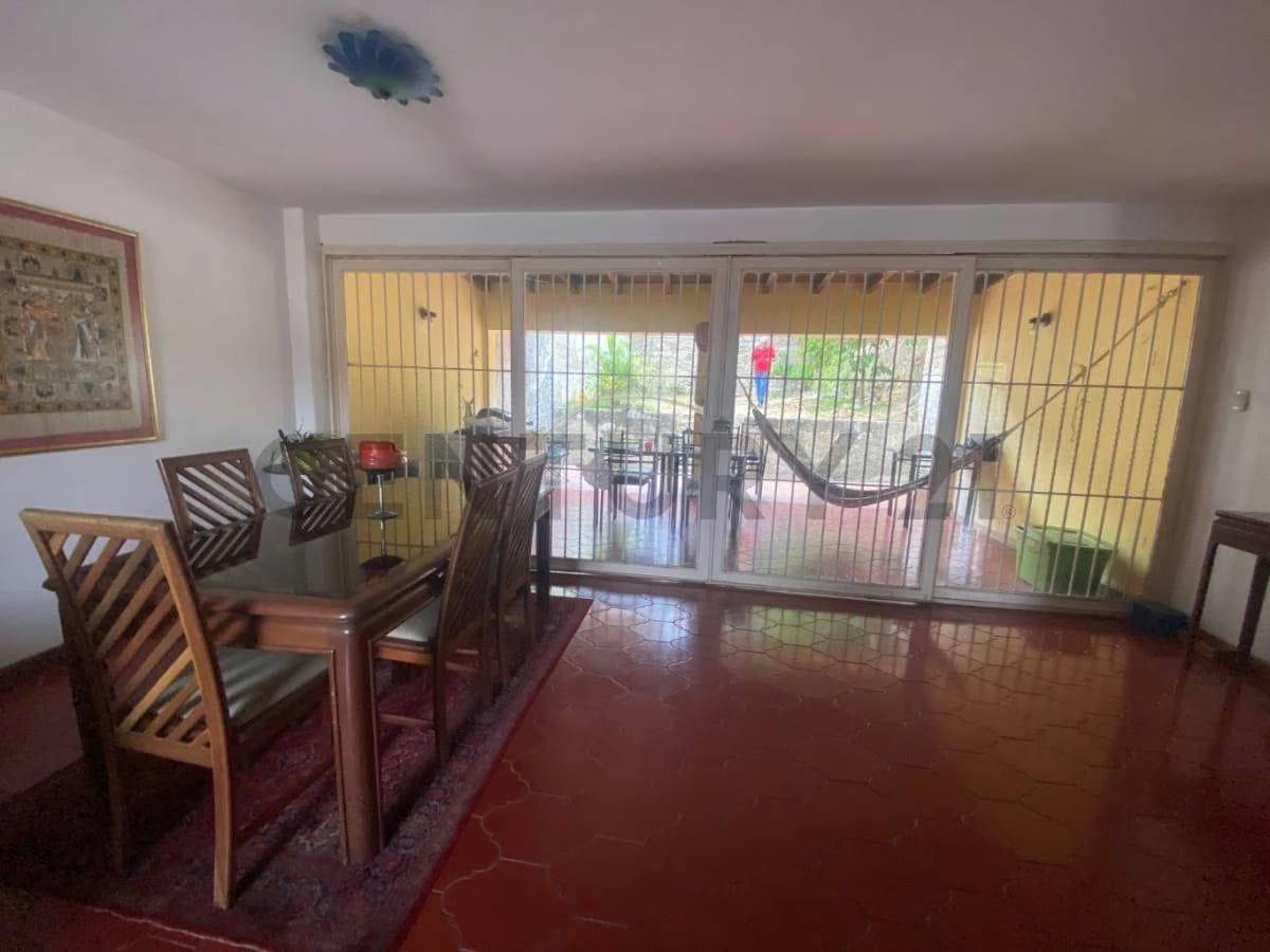 En Venta Casa para Remodelar en Lomas de La Trinidad - 4