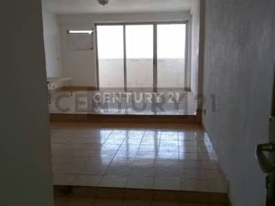 Alquiler en Gran Sabana piso alto.