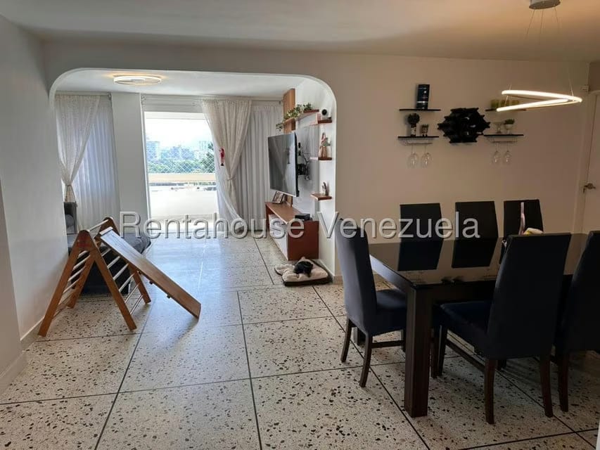 Apartamento (1 Nivel) en Venta en Montalban II, Distrito Metropolitano - 28