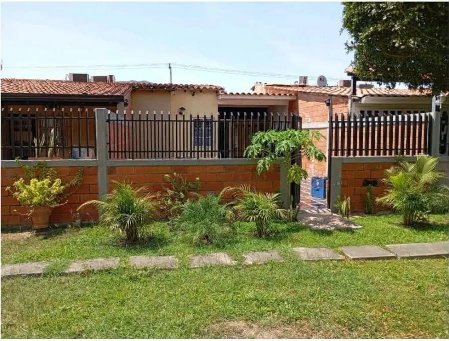 Casa en Venta en Valle de Oro San Diego - 3