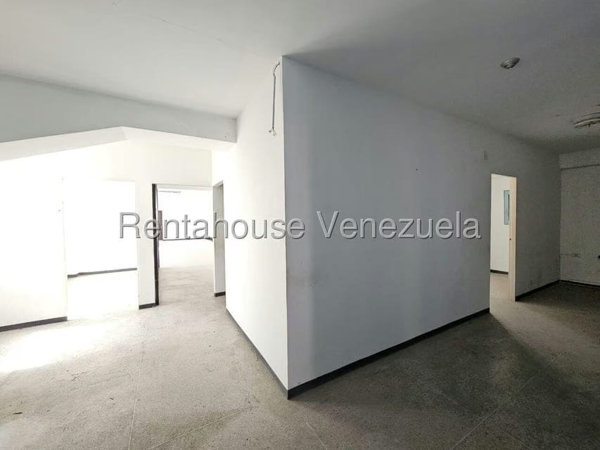 Comercial (Edificio) en Venta en La Urbina, Distrito Metropolitano - 18