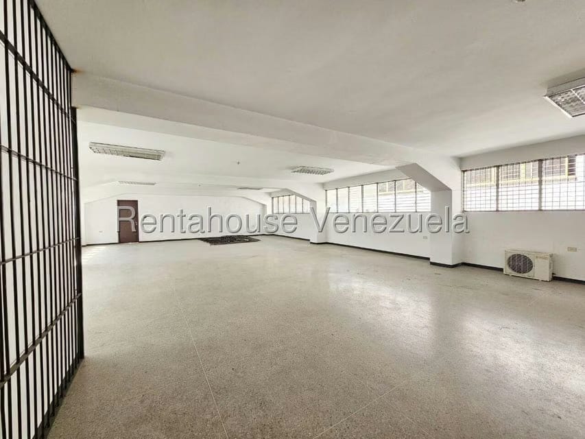 Comercial (Edificio) en Venta en La Urbina, Distrito Metropolitano - 22
