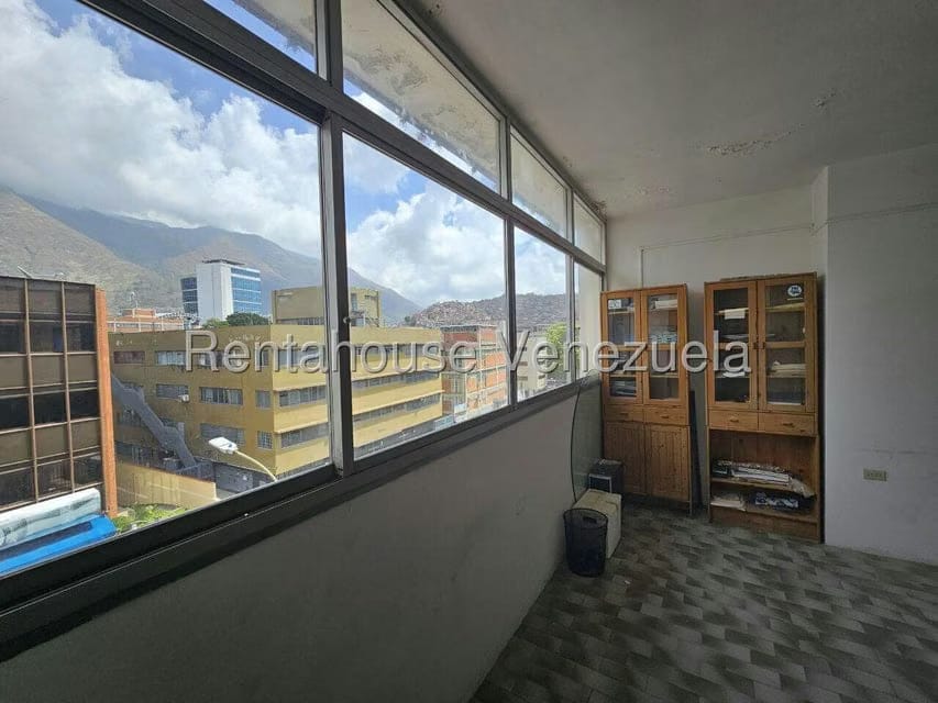 Comercial (Edificio) en Venta en La Urbina, Distrito Metropolitano - 26