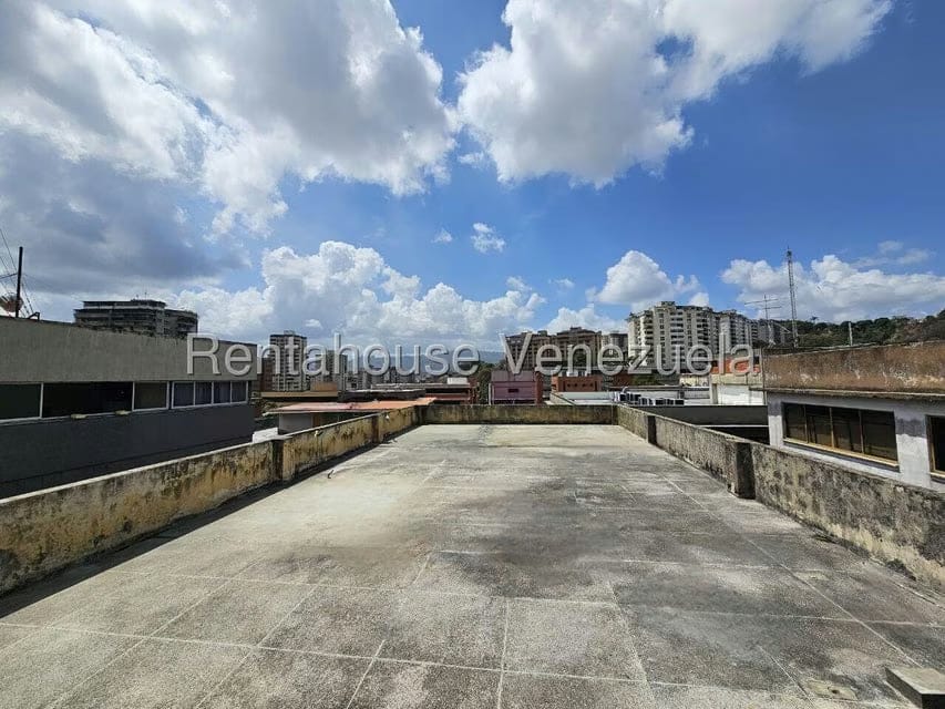 Comercial (Edificio) en Venta en La Urbina, Distrito Metropolitano - 33