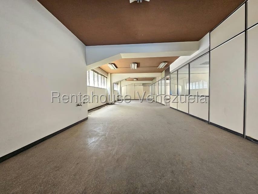 Comercial (Edificio) en Venta en La Urbina, Distrito Metropolitano - 10