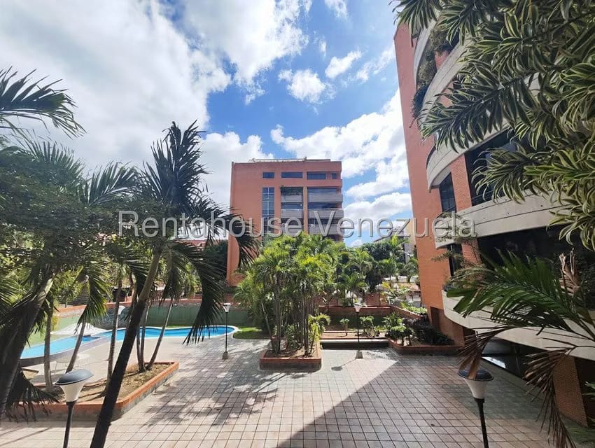 Apartamento (1 Nivel) en Alquiler en Campo Alegre, Distrito Metropolitano - 11