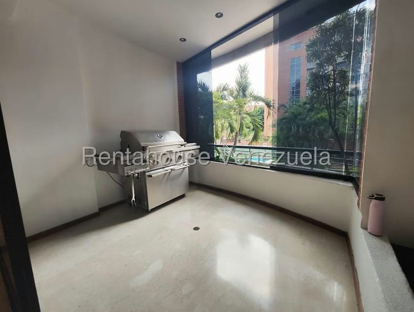 Apartamento (1 Nivel) en Alquiler en Campo Alegre, Distrito Metropolitano - 18