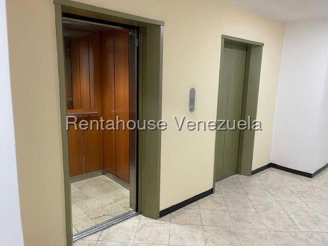 Apartamento (1 Nivel) en Venta en La Vaquera, Miranda - 4