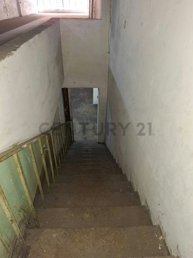 SE VENDE EDIFICIO DE USO COMERCIAL - 2