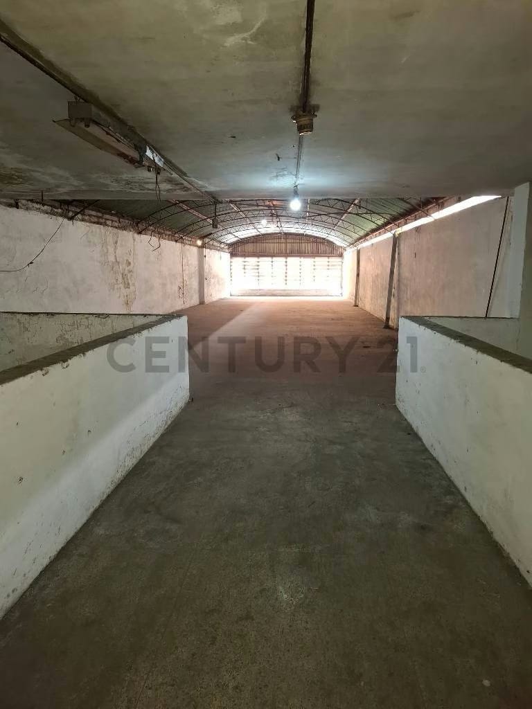 SE VENDE EDIFICIO DE USO COMERCIAL - 3