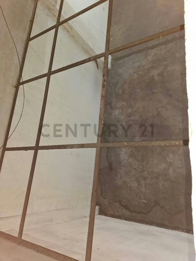 SE VENDE EDIFICIO DE USO COMERCIAL - 10