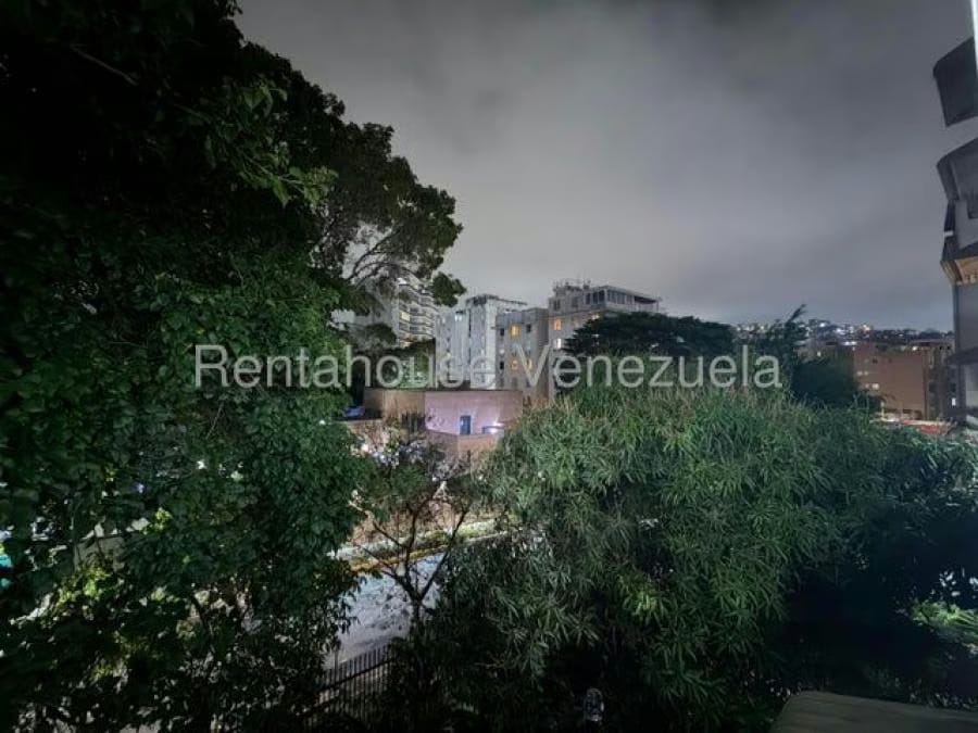 Apartamento en Venta en san roman Caracas - 18