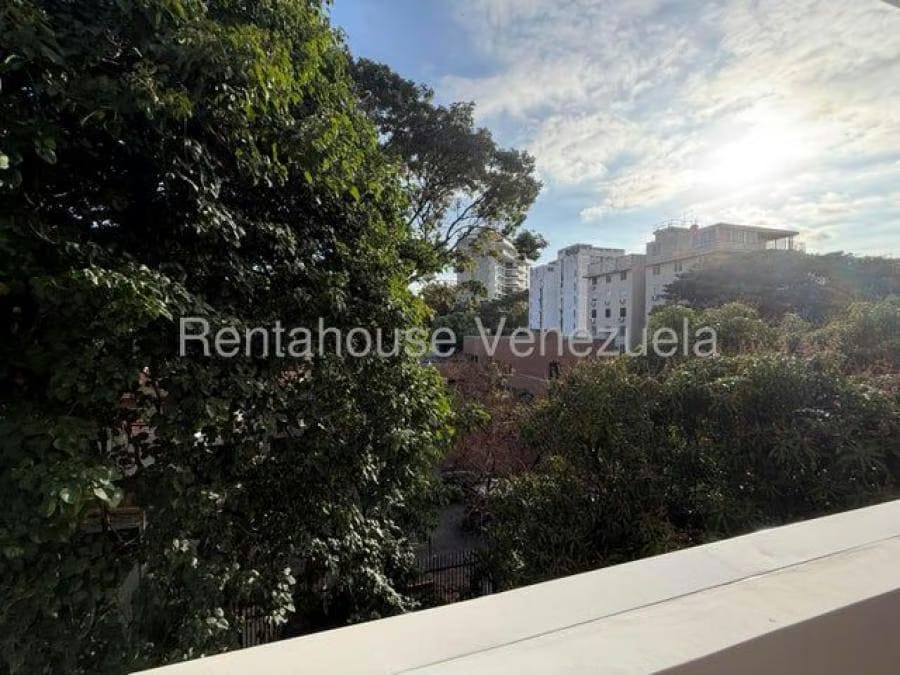 Apartamento en Venta en san roman Caracas - 4