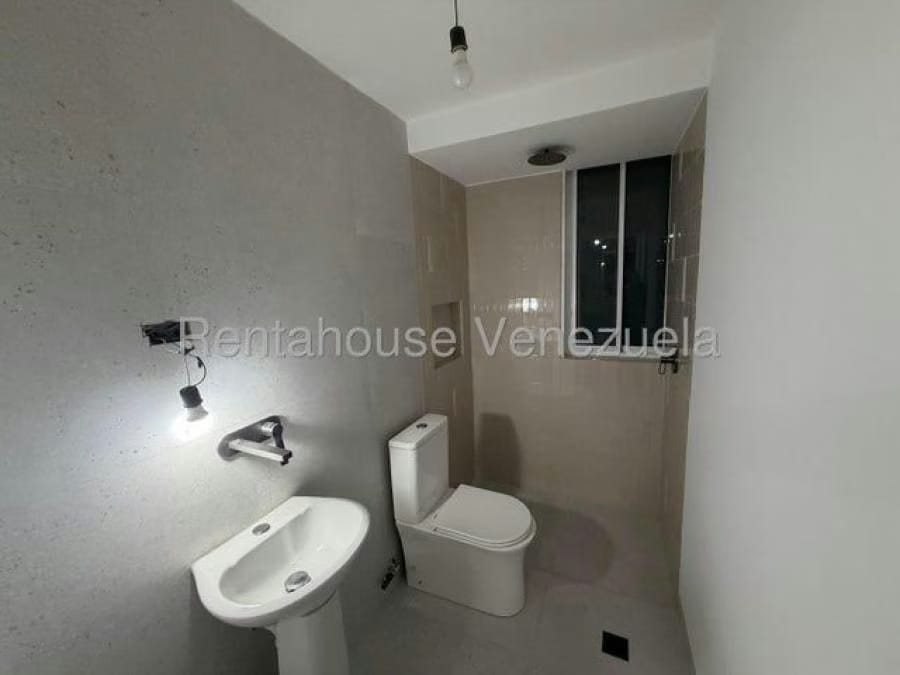 Apartamento en Venta en san roman Caracas - 5